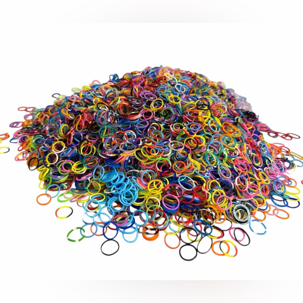 1000s of Colorful Rainbow Loom Bands & Bag of Connectors